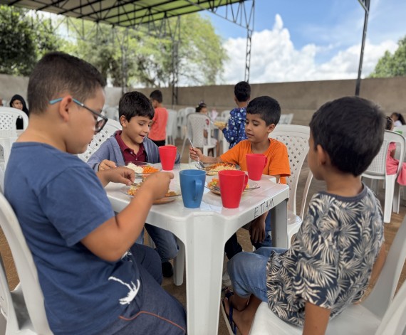 Alimentação Escolar de Qualidade: Confira o Cardápio do Mês de Abril em São Pedro dos Crentes